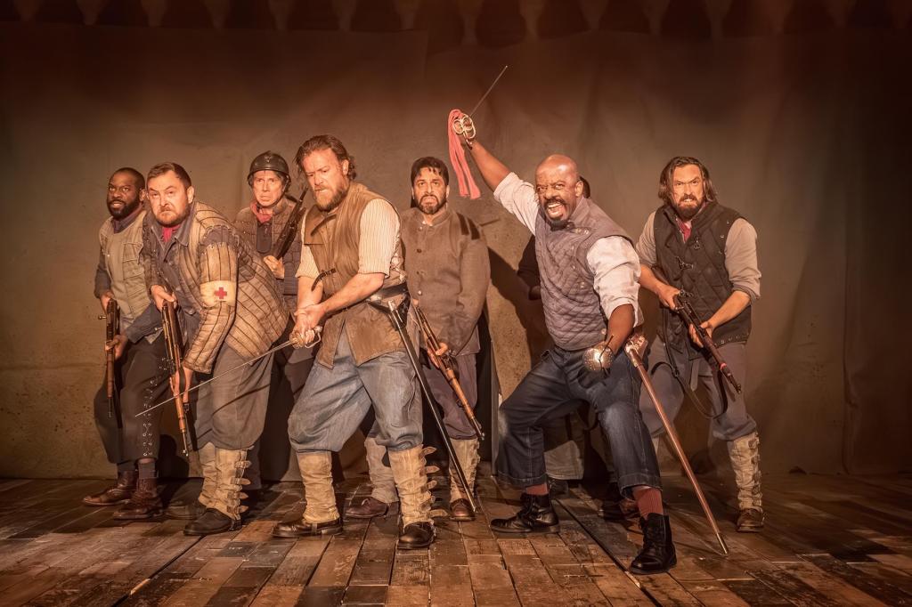 Review: Cyrano de Bergerac, Noël Coward theatre

Photo: Marc Brenner

