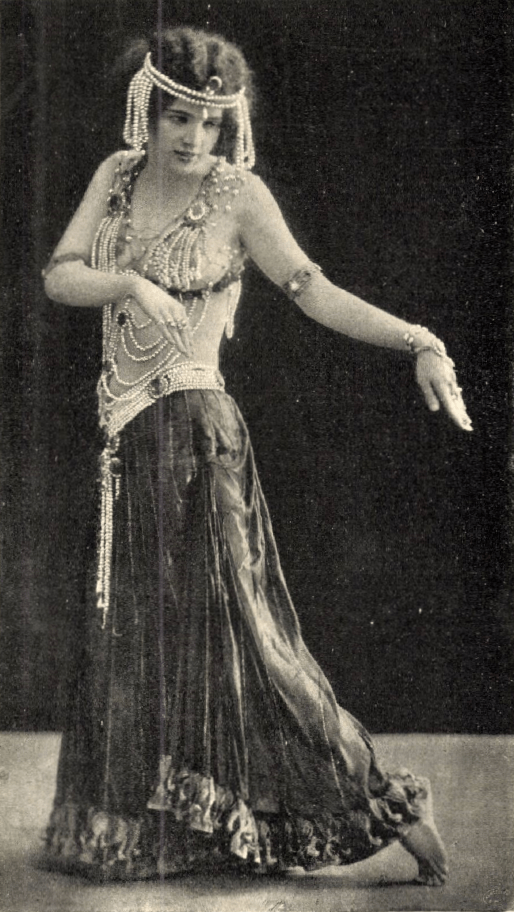 Maud Allan performing as Salome at Király Színház, Budapest. Photo by József Kossak. Uj Idők, 1907-01-20, nr. 4, p. 85